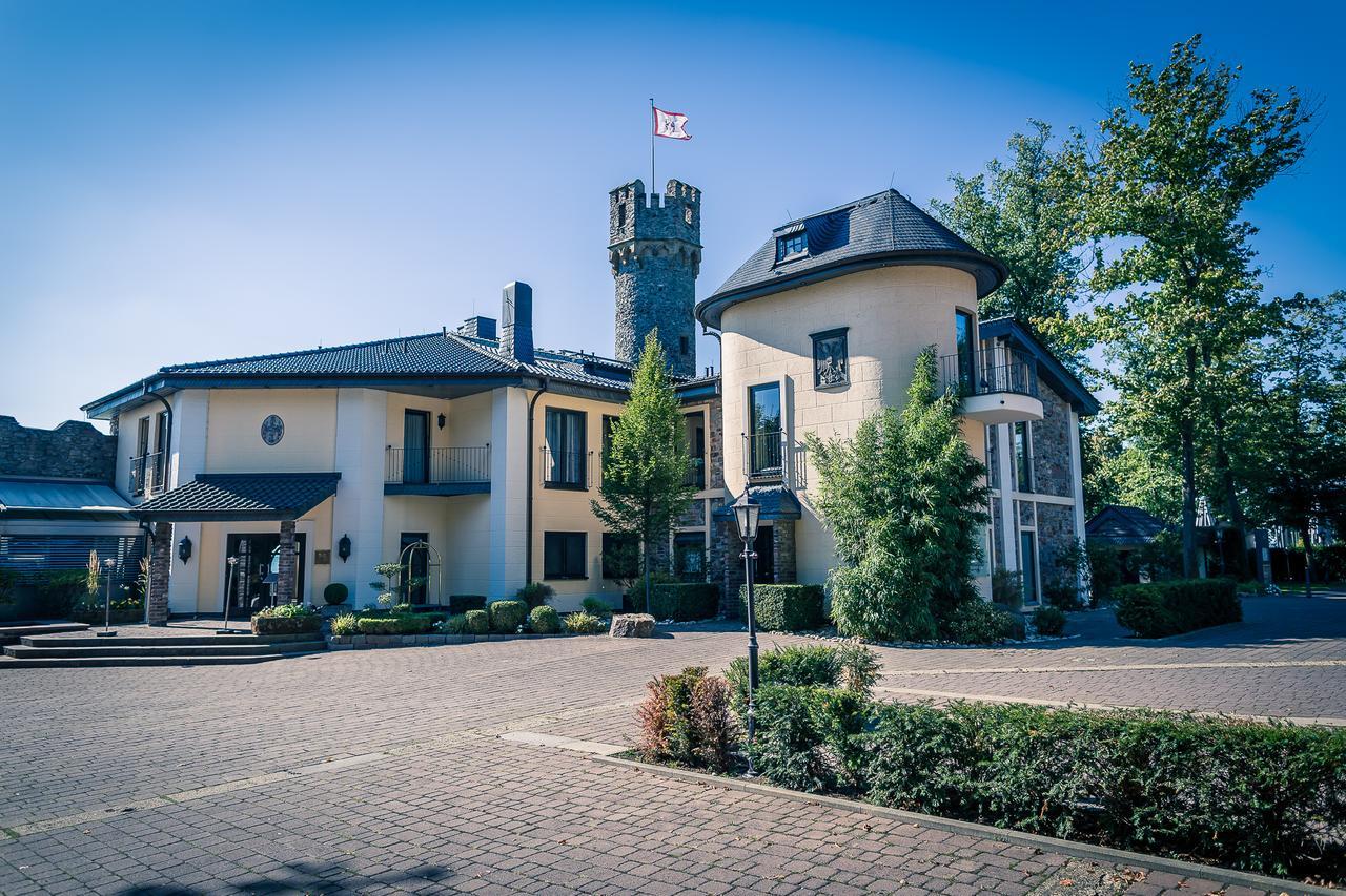 Relais&Châteaux Hotel Burg Schwarzenstein Geisenheim Exterior foto